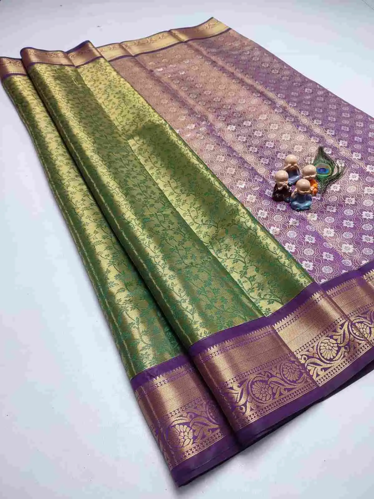 Floral Jaal Double Weave Brocade Semi Kanchipuram Silk Saree